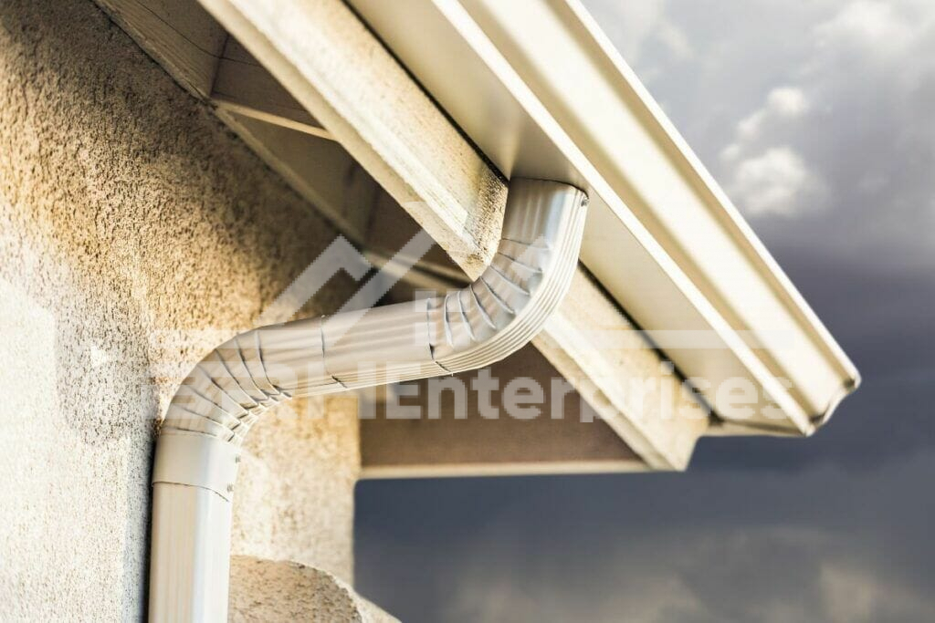 Vinyl seamless gutters