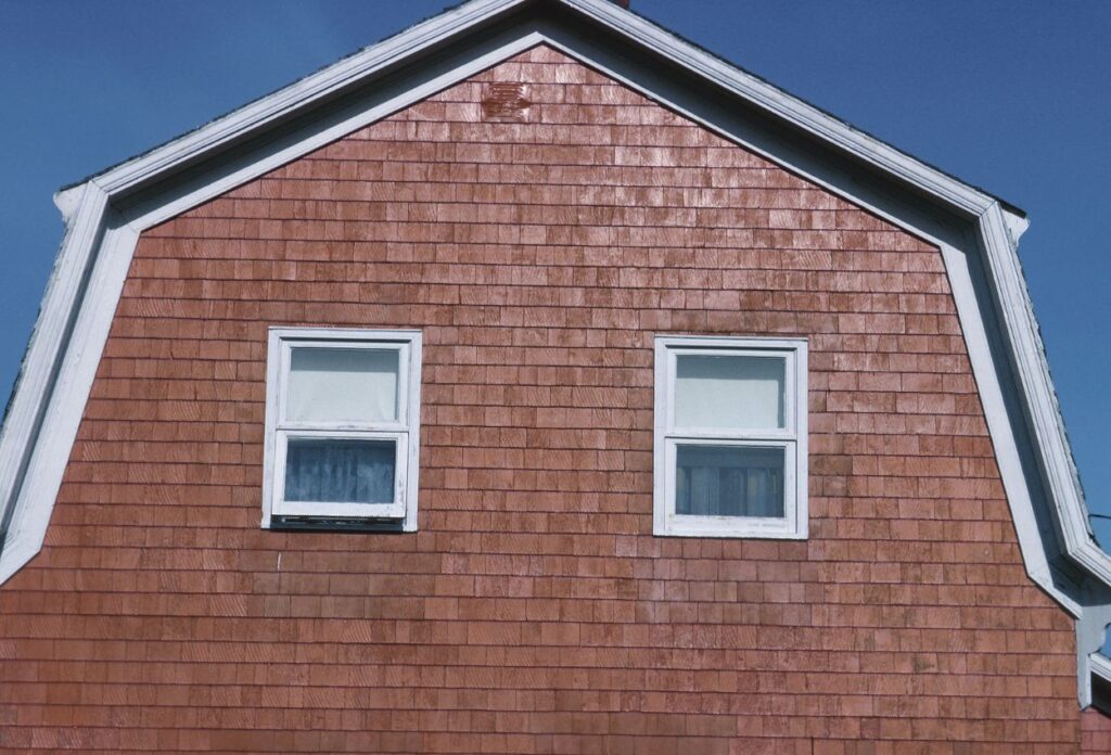 Gambrel roof